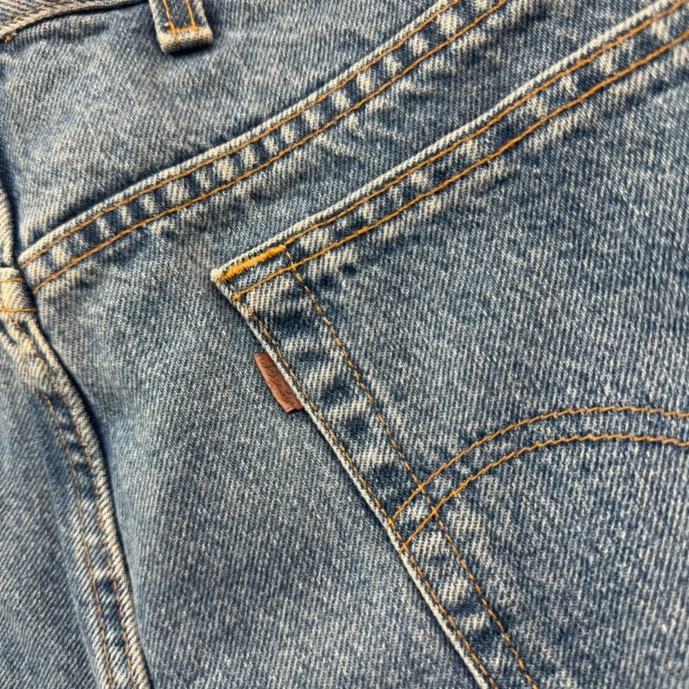 Levis 550 Relaxed Fit Jeans Men 46x30 Medium Wash Blue Denim Vintage 100% Cotton